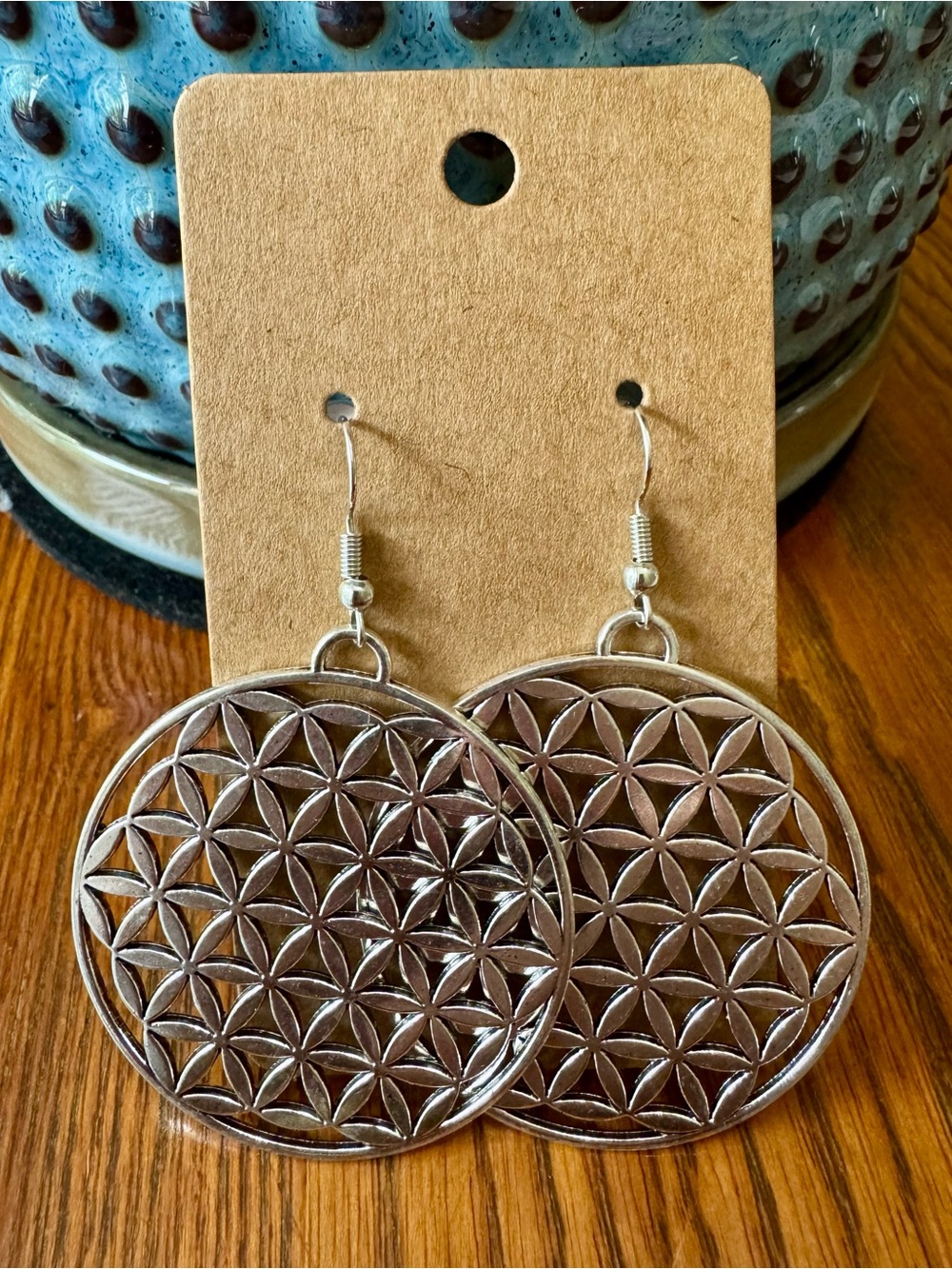 Silver Floral Geometric Drop Earrings 🧁